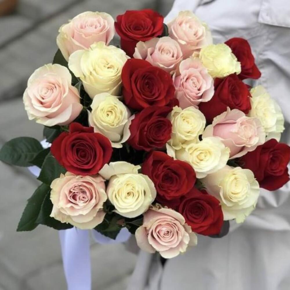 Bouquet of 25 roses